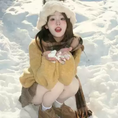 于希月